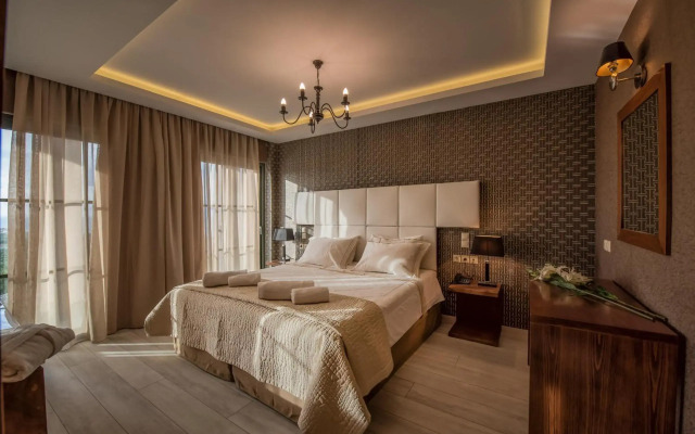 Elegance Luxury Executive Suites - Adults Only