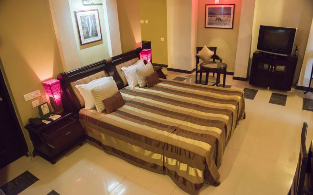 Hotel Pushpak