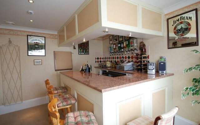 Roseglen Hotel