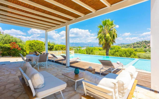 Villa Zacharenia in Corfu