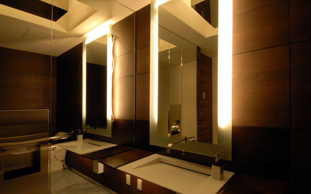 Center Hotel Toyota