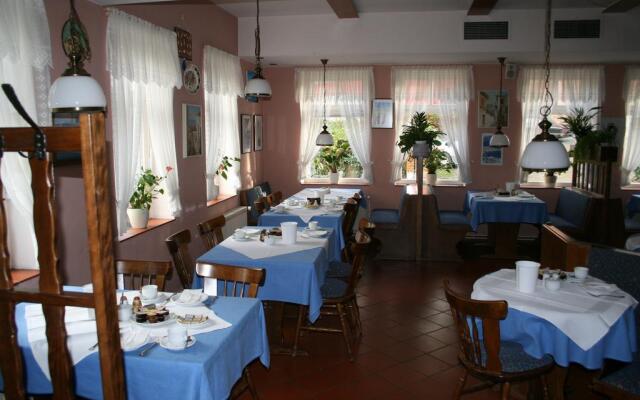 Hotel Xenia