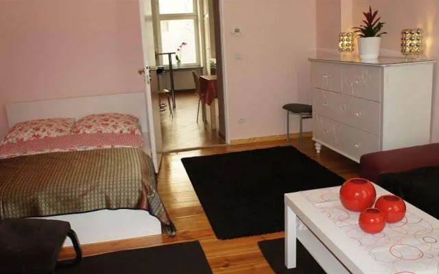 2-Room Apartment Emdener Strasse