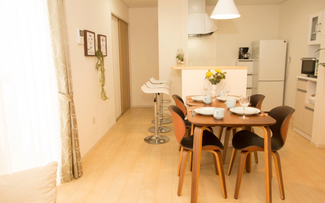 Cool Private Guesthouse @ Uruma