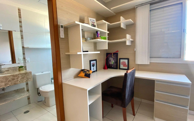 B082- Luxo à Beira-Mar | 3 Suítes c/ Vista | Wi-Fi