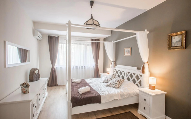 Central Park by CityLife Suites