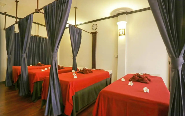 Grand Sunset Angkor Hotel