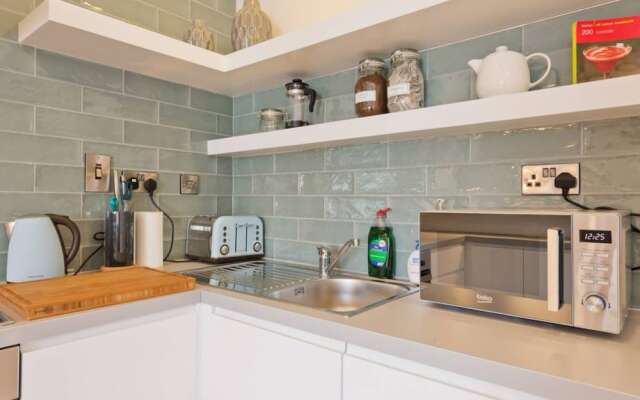 1 Bedroom Apartment Close to City Centre