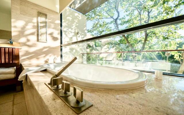 Beachfront villa 3bedrooms romantic for honeymoon
