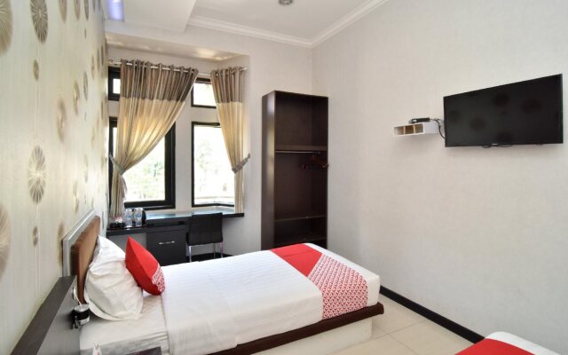 OYO 1396 D' Best Homestay