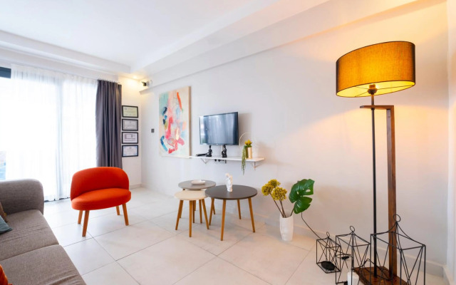 Ezgi's Suite With Terrace in The Heart of Marmaris