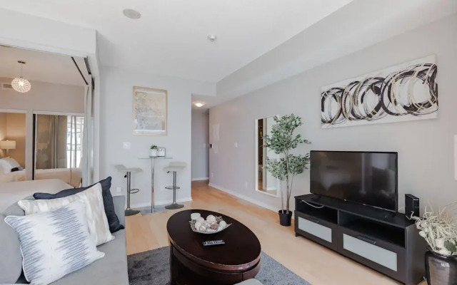 Premier Financial District Suites