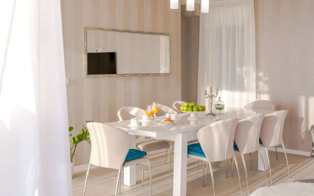 Luxury Villa White Velvet with Pool