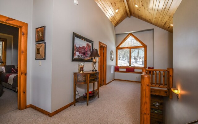 Pinnacle Retreat 5 Bedroom House