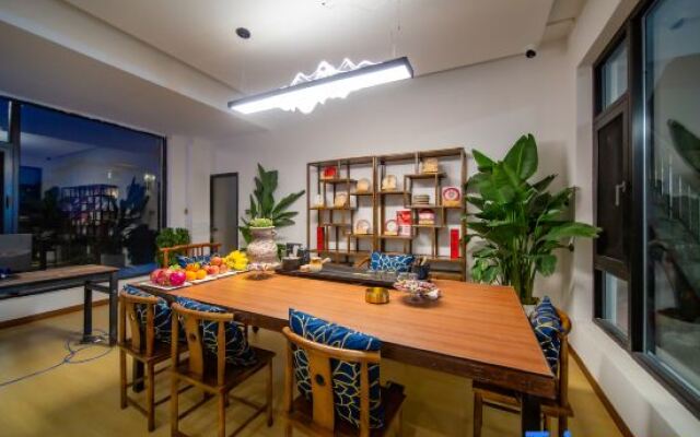 Nanyue Jiuxi·Hefeng Liying Viewing B&B