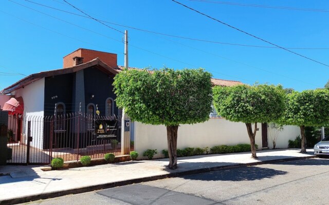 Um charme de estúdio perto do Hosp. BOS