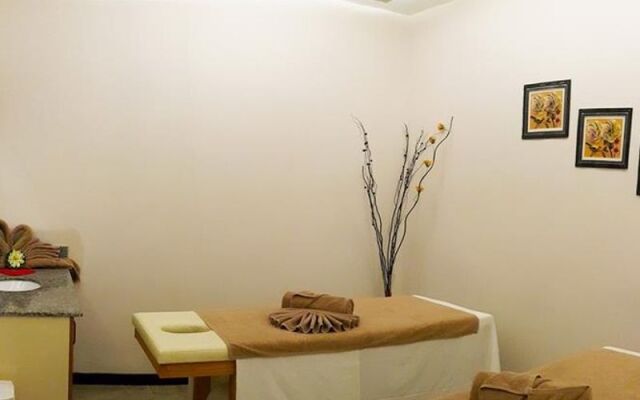 Asteria Garden Hotel