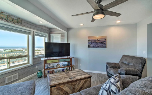 Gold Beach Home w/ Hot Tub, 1/4 Mi to Beach!