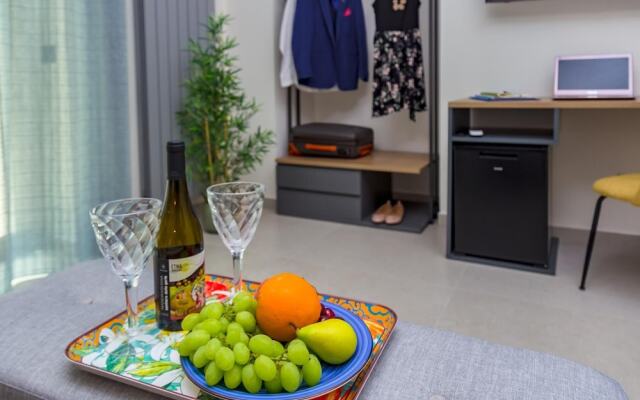 Macramé Suites & Rooms