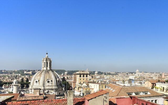 Rome at Your Feet Apartment with Terrace