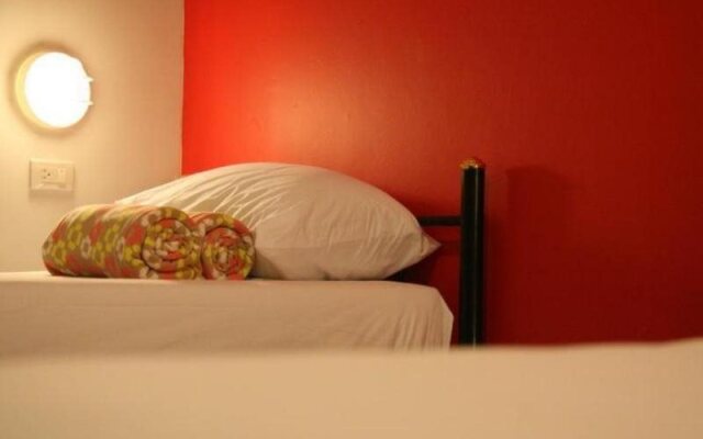 Kool Backpacker Hostel