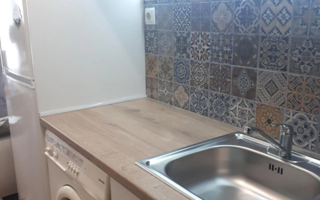 HostEx Meraki Apartment