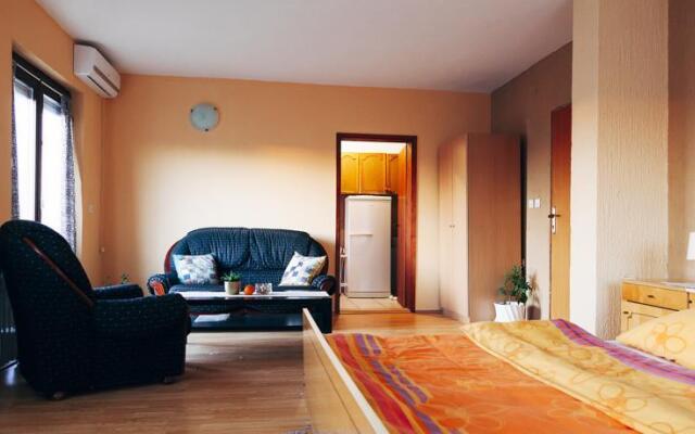 Apartmani Maraton