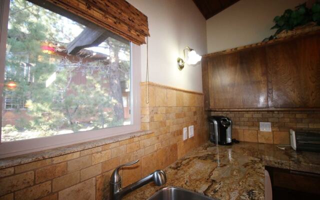 Mammoth S #230 4 Bedroom Condo