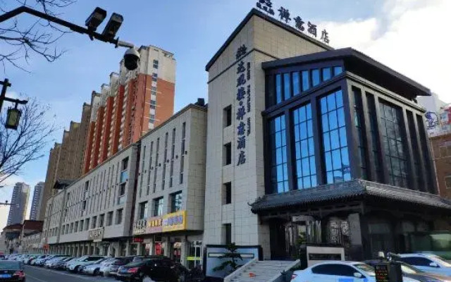 Grand Pavilion Hotel