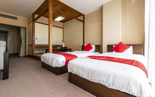 Kitaguni Grand Hotel – Guest Rooms – Tsuruga