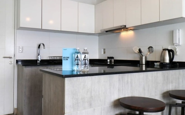 w Iluminating 1BR w AC Near Central Restaurante