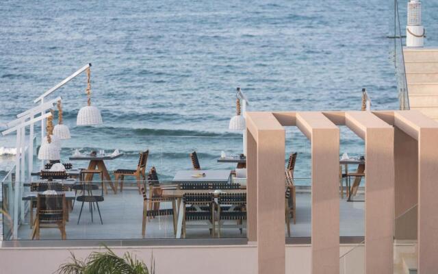 Epos Luxury Beach Hotel / Adults Only 16+