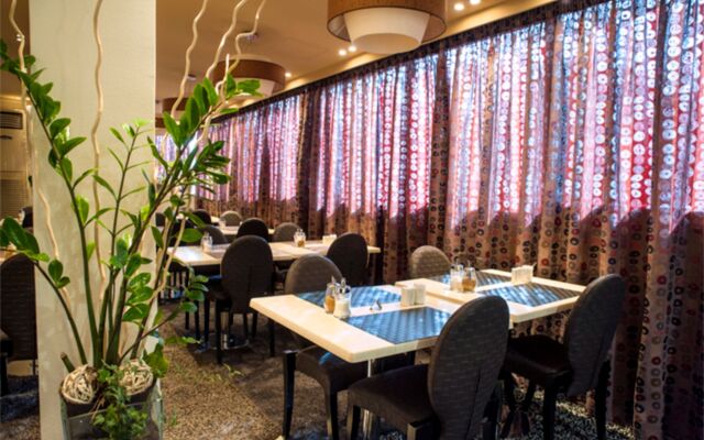 Piraeus City Hotel