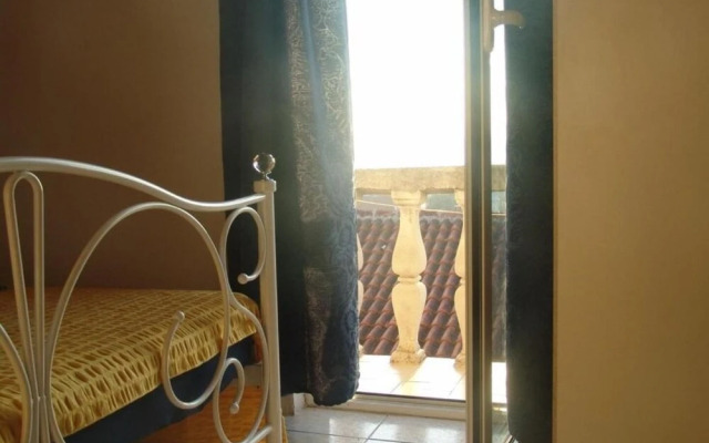 More - 600 m From Beach - SA4