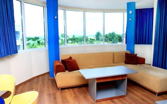 Favorit Aparthotel