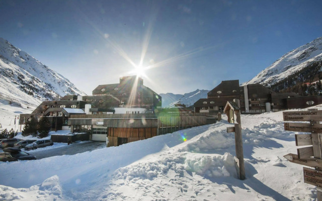 Blu Hotel Senales Zirm - Cristal