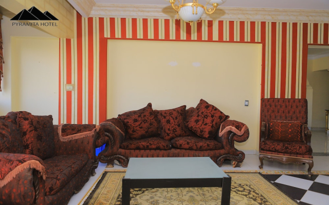 Pyramita Hotel