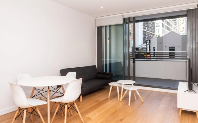 Modern Apartment in Darling Harbour – Guest Rooms – Sydney