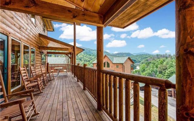 Smoky Mountain Dream - Five Bedroom Cabin
