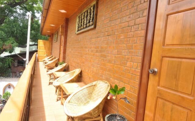 Shwe Nadi Guest House