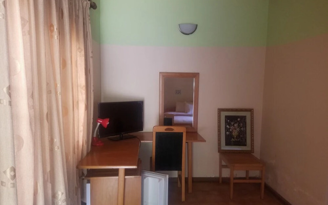 Neradom Hotel