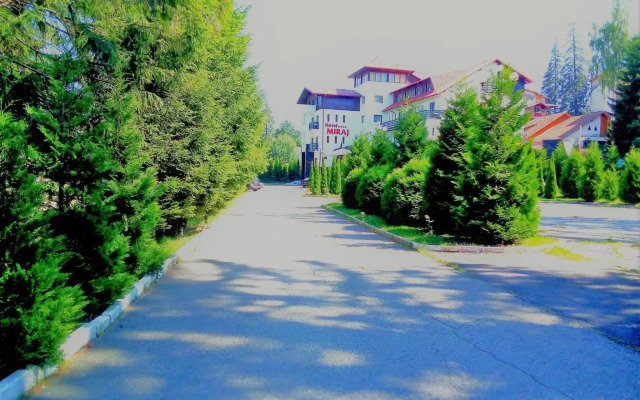 Miraj Poiana Brasov