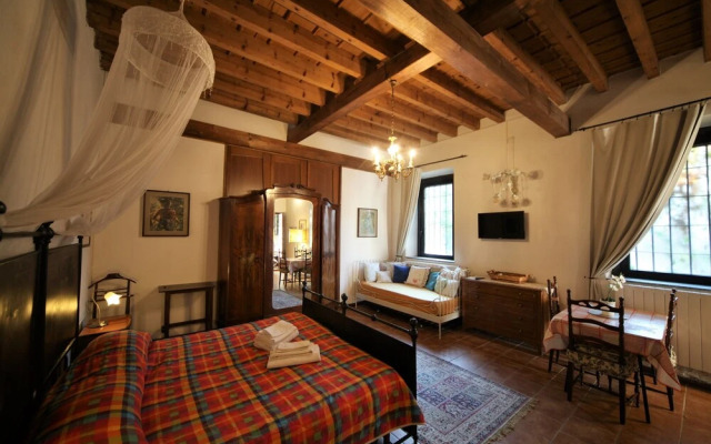 Loft studio 15 minutes from Milan center