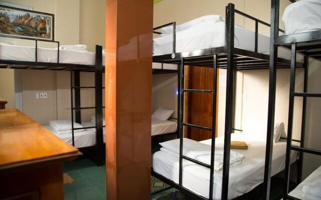 Village House Hostel