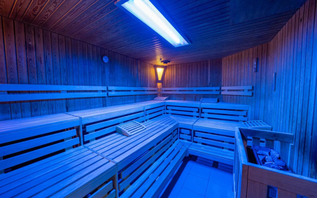 Arosa Alpine Club - Adults Only