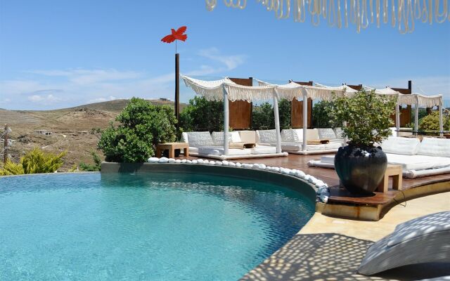 Aigis Suites