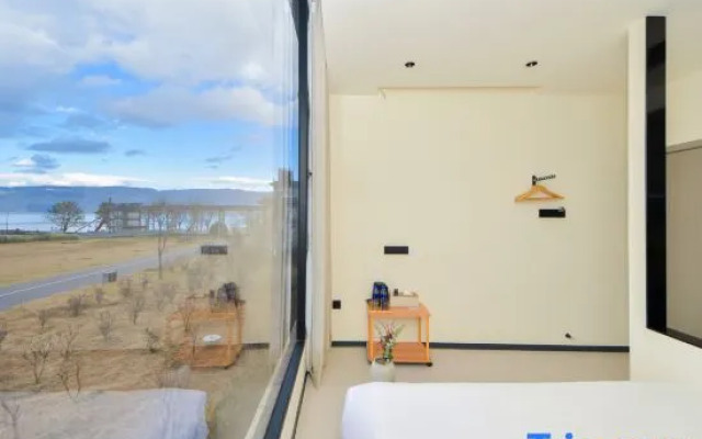 Xiaoluchenke Seaview Design Hotel (Dali Erhai Branch)