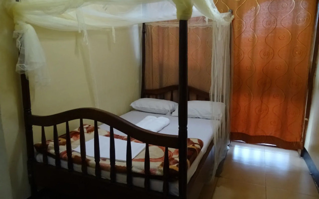 Angel's Castle Hotel