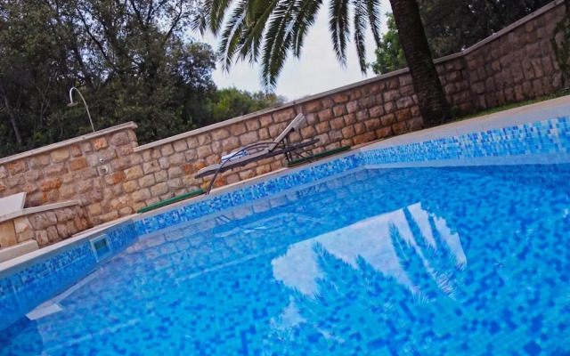 Villa on an Exclusive Location in Dubrovnik With Pool