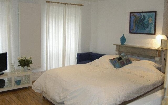 Azur Beauty & Wellness